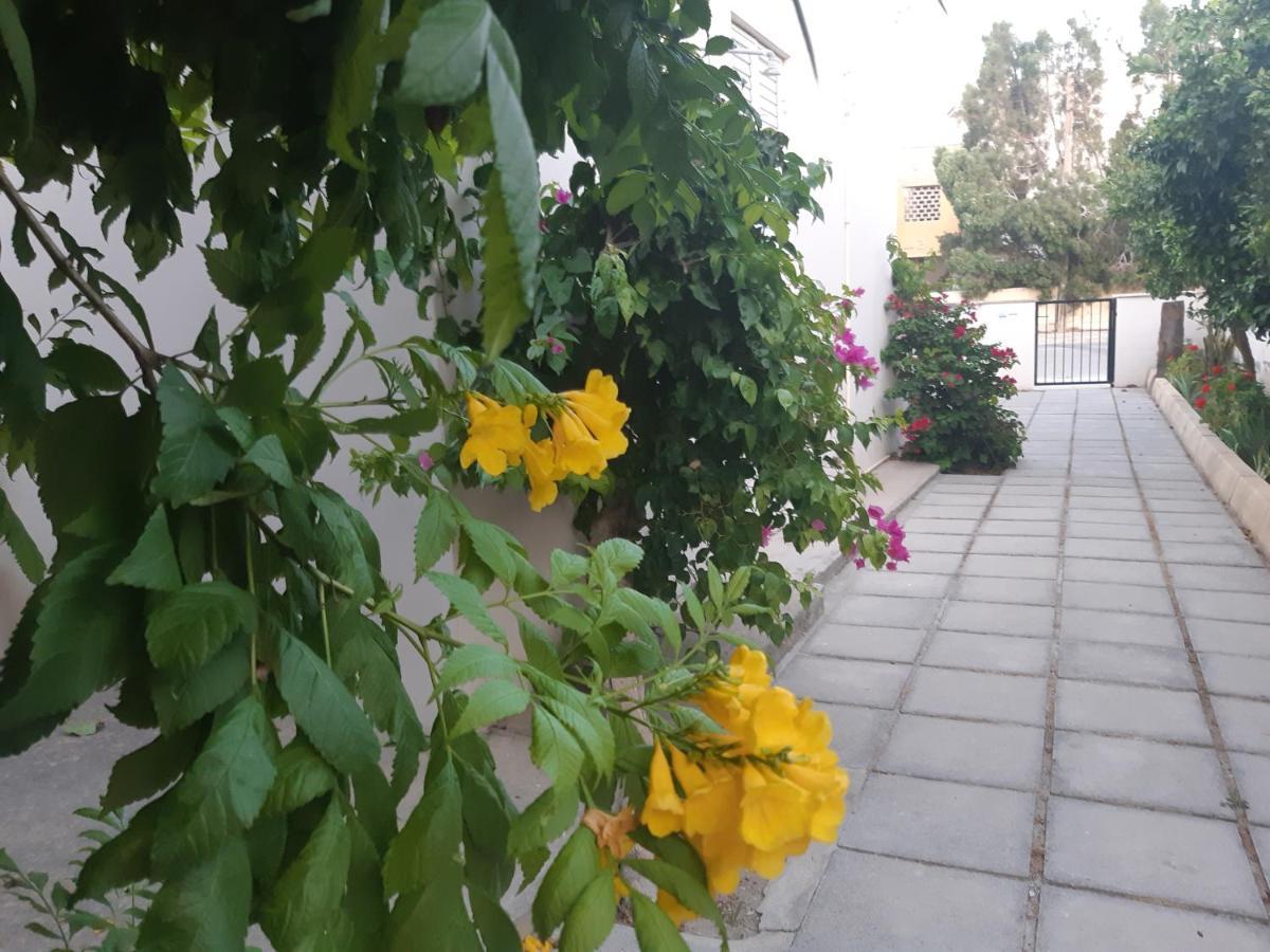 House Near The Beach Perivolia Exterior foto